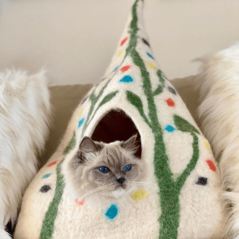 Beanstalk Cat Cave