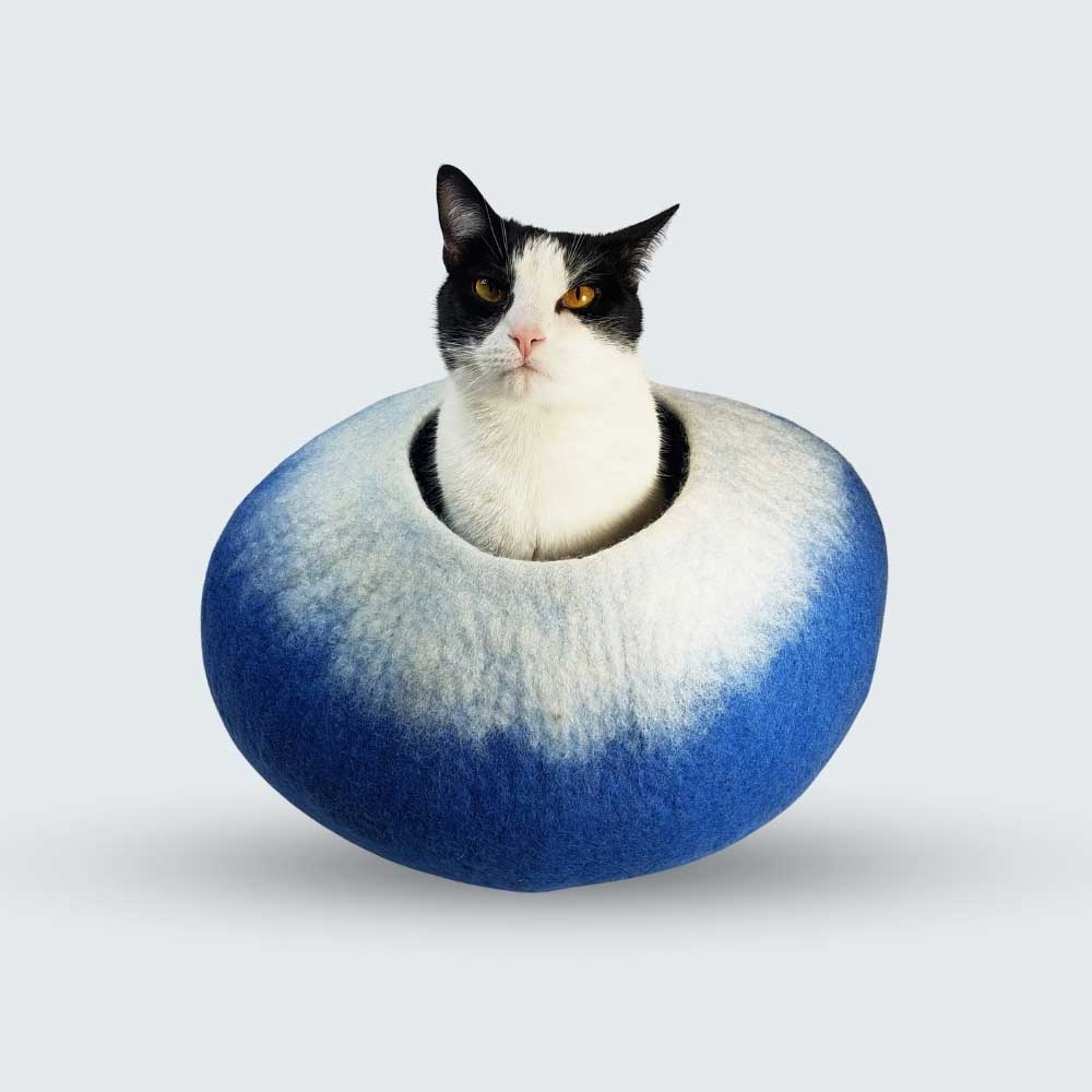 Ocean Blue & White Cat Cave