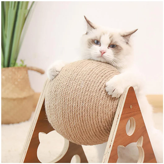 Interactive Scratch Ball | Cat Toy