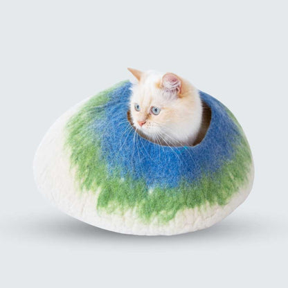 White, Lime & Blue Cat Cave