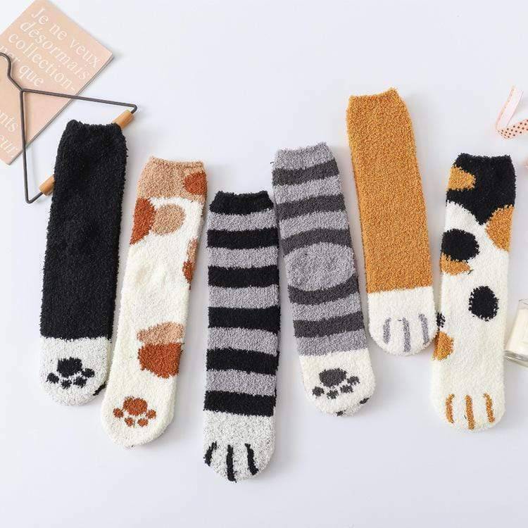 Black Friday Bundle: Heated Cat Bed + Calming Blankets + Cat Slipper Socks 50% Off