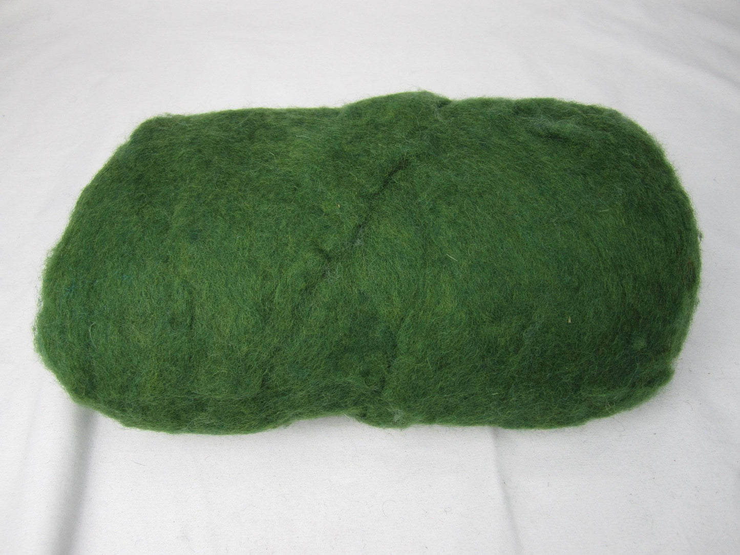 Green Core Wool 1lb | Needle Felting – Spinning – Wet Felting – Stuffing