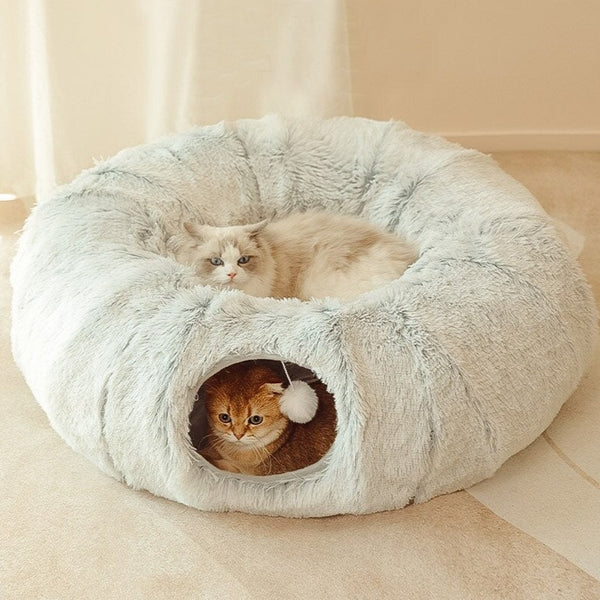 Fluffy cat outlet cushion